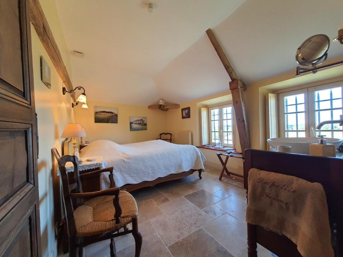 La Petite Ferme Bed & Breakfast Cherence Exterior photo