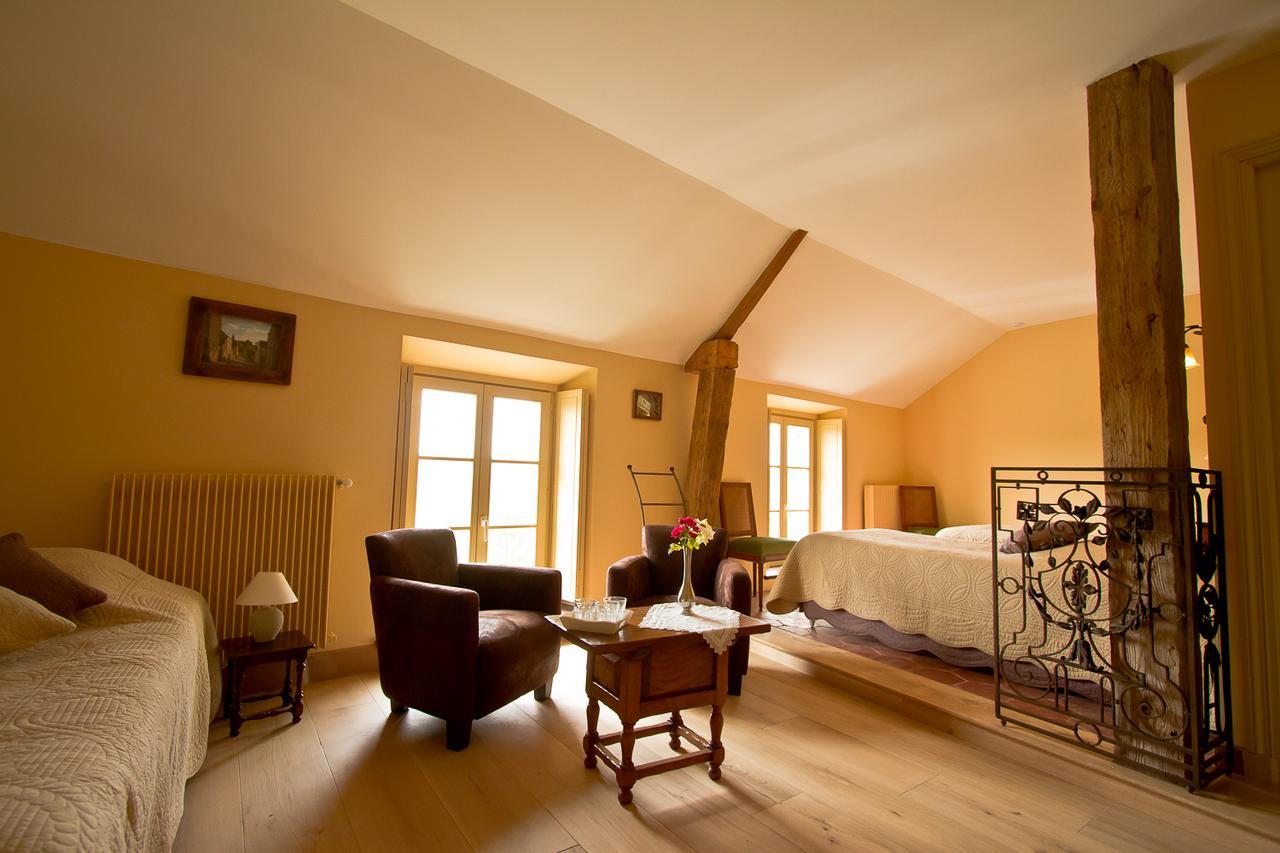 La Petite Ferme Bed & Breakfast Cherence Exterior photo