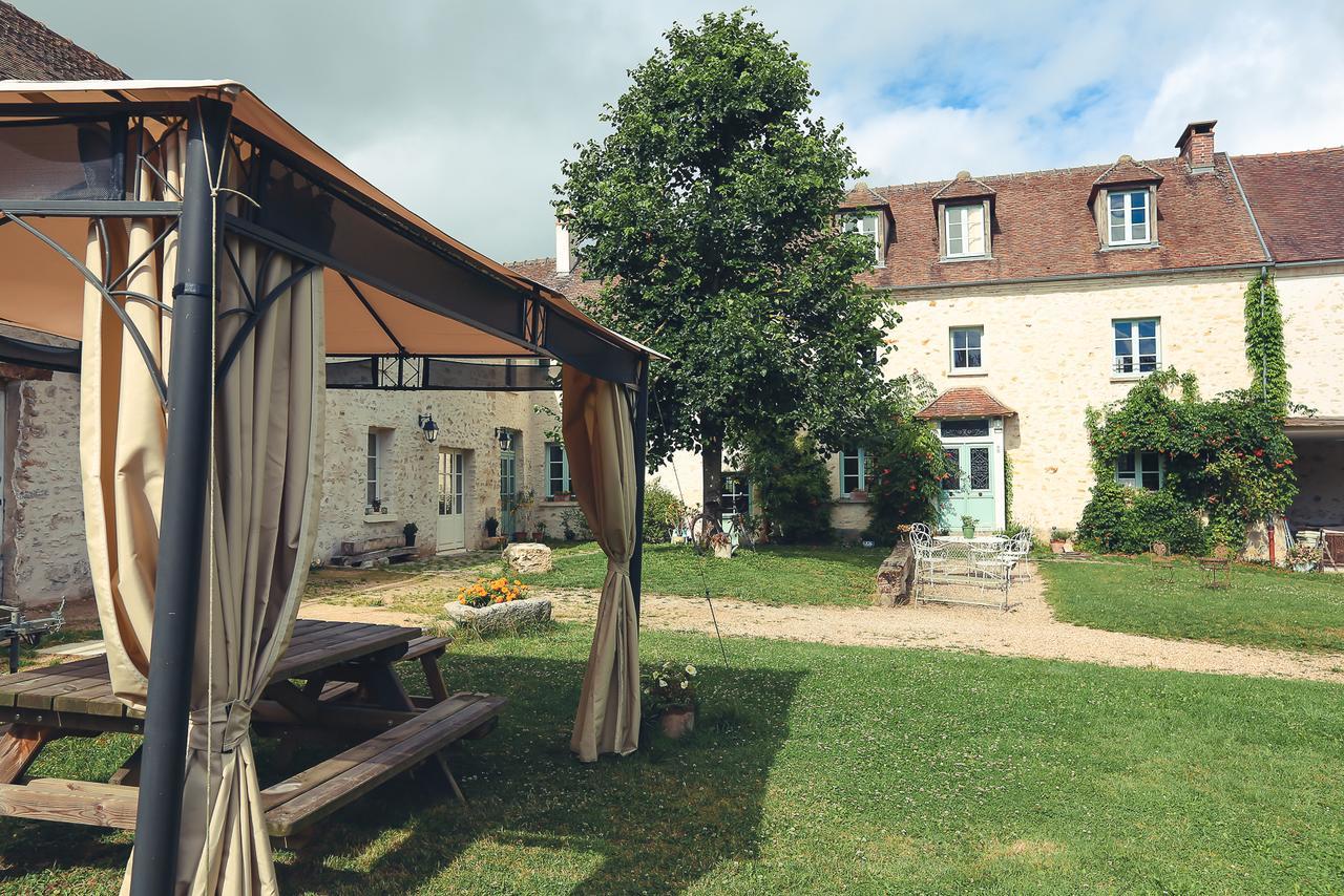 La Petite Ferme Bed & Breakfast Cherence Exterior photo